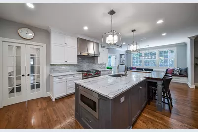 817 Heatherton Drive, Naperville, IL 60563 - Photo 9