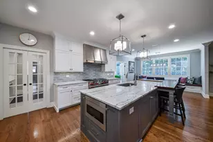 817 Heatherton Dr, Naperville, IL 60563 - Photo 9