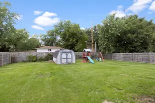 1141 Arnold Ave, Rockford, IL 61108 - Photo 25