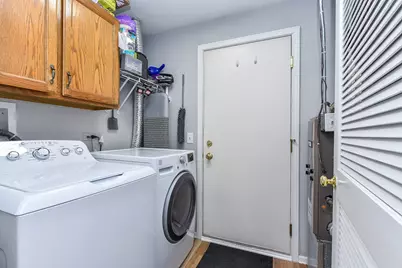2077 College Green Drive #2077, Elgin, IL 60123 - Photo 13
