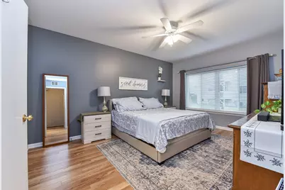 2077 College Green Drive #2077, Elgin, IL 60123 - Photo 9