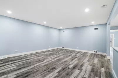 14315 S Manistee Avenue, Burnham, IL 60633 - Photo 3