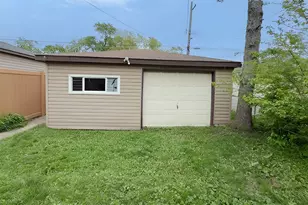 9927 S Sangamon St, Chicago, IL 60643 - Photo 11