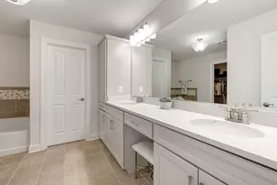 39W466 Norton Lake Dr, Campton Hills, IL 60175 - Photo 13