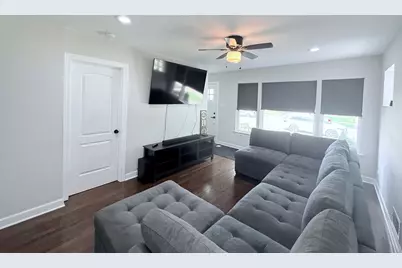 12520 S Yale Avenue, Chicago, IL 60628 - Photo 5