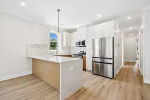 1351 W Balmoral Ave, Chicago, IL 60640 - Photo 11