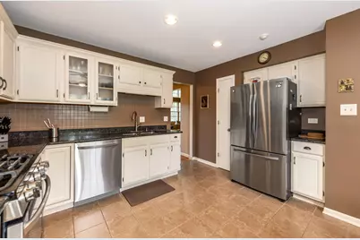 2845 Water Tower Lane, Darien, IL 60561 - Photo 11