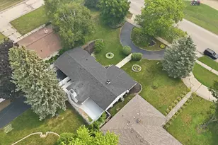 2508 Gabriel Ave, Zion, IL 60099 - Photo 27
