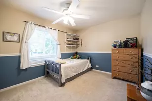 287 Rock Hall Ct, Grayslake, IL 60030 - Photo 13