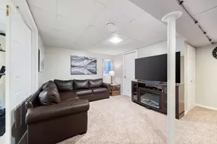 287 Rock Hall Ct, Grayslake, IL 60030 - Photo 17