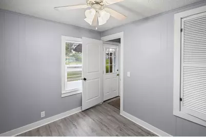 506 E Elm Street, Salem, IL 62881 - Photo 25