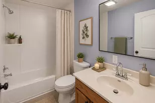 506 E Elm St, Salem, IL 62881 - Photo 13