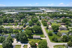 560 Lincoln St, Roselle, IL 60172 - Photo 35