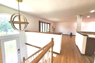 560 Lincoln St, Roselle, IL 60172 - Photo 5