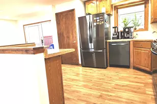 560 Lincoln St, Roselle, IL 60172 - Photo 11