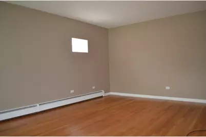 9647 S Sacramento Avenue, Evergreen Park, IL 60805 - Photo 5