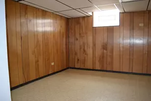 9647 S Sacramento Ave, Evergreen Park, IL 60805 - Photo 13
