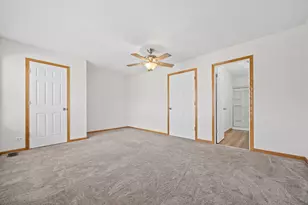 262 Springbrook Trail S, Oswego, IL 60543 - Photo 15