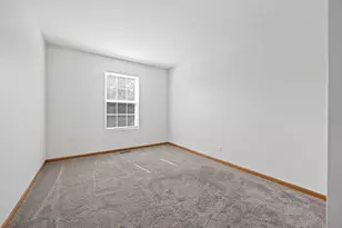 262 Springbrook Trail S, Oswego, IL 60543 - Photo 17