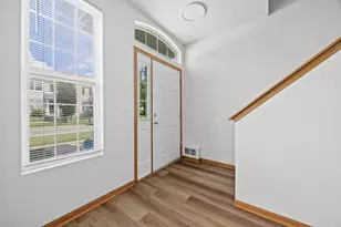 262 Springbrook Trail S, Oswego, IL 60543 - Photo 5