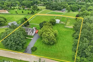 6N777 Palomino Dr, Campton Hills, IL 60175 - Photo 7