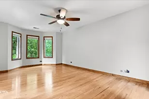 6N777 Palomino Dr, Campton Hills, IL 60175 - Photo 17
