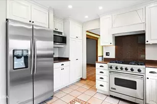 6N777 Palomino Dr, Campton Hills, IL 60175 - Photo 15