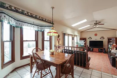 1162 Sandhurst Drive, Buffalo Grove, IL 60089 - Photo 7