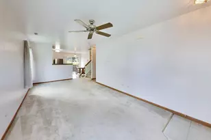 931 E Savannah Dr, Romeoville, IL 60446 - Photo 3