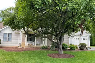 41W610 Silvana Dr, Elgin, IL 60124 - Photo 1