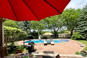 1369 Ginger Ln, Naperville, IL 60565 - Photo 25