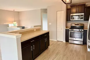 1678 Windward Dr, Pingree Grove, IL 60140 - Photo 7