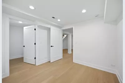 3608 W Wolfram Street, Chicago, IL 60618 - Photo 27