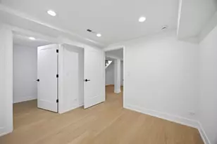 3608 W Wolfram St, Chicago, IL 60618 - Photo 27