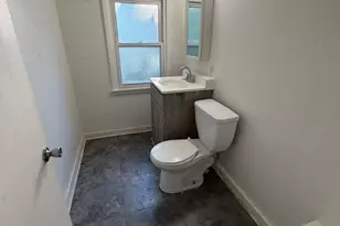 12800 S Parnell Ave, Chicago, IL 60628 - Photo 13