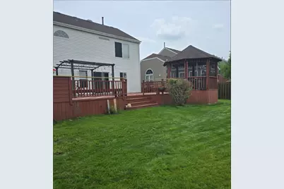 481 Windermere Way, Lake in the Hills, IL 60156 - Photo 15