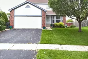 481 Windermere Way, Lake in the Hills, IL 60156 - Photo 1