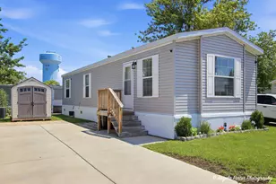 300 A Ok Ct, Round Lake, IL 60073 - Photo 1