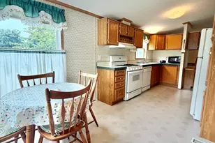 459 Meadowlark Cir, Sandwich, IL 60548 - Photo 7