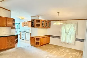 459 Meadowlark Cir, Sandwich, IL 60548 - Photo 5
