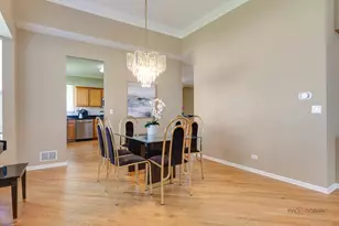1105 Andover Dr, Mundelein, IL 60060 - Photo 9