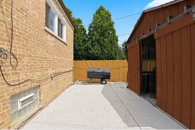 11157 S Spaulding Avenue, Chicago, IL 60655 - Photo 19
