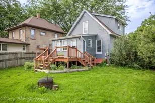 324 E Main St, Genoa, IL 60135 - Photo 23