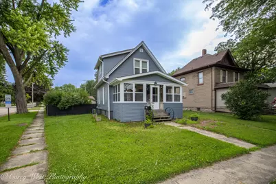 324 E Main Street, Genoa, IL 60135 - Photo 1