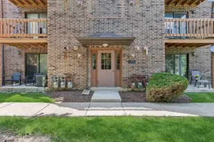 2234 Abbeywood Dr, Lisle, IL 60532 - Photo 1
