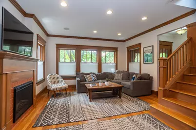 4519 N Sacramento Avenue, Chicago, IL 60625 - Photo 3
