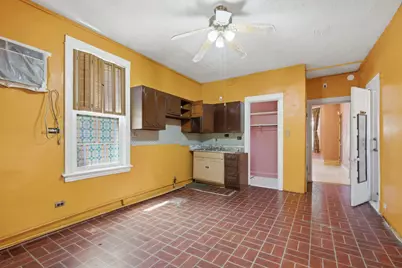 2829 S Lawndale Avenue, Chicago, IL 60623 - Photo 11