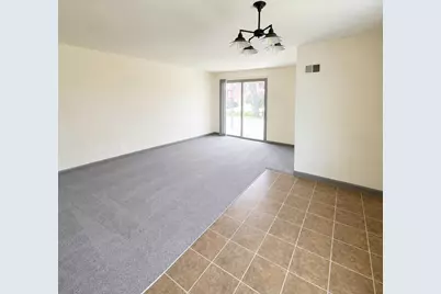 4616 W 97th Place, Oak Lawn, IL 60453 - Photo 9