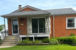 4616 W 97th Pl, Oak Lawn, IL 60453 - Photo 1