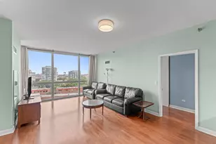 1841 S Calumet Ave, Chicago, IL 60616 - Photo 11